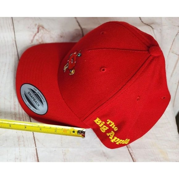 The Classics Yupoong Acrylic/Wool Red The Big Apple Embroidered Hat - Picture 7 of 16